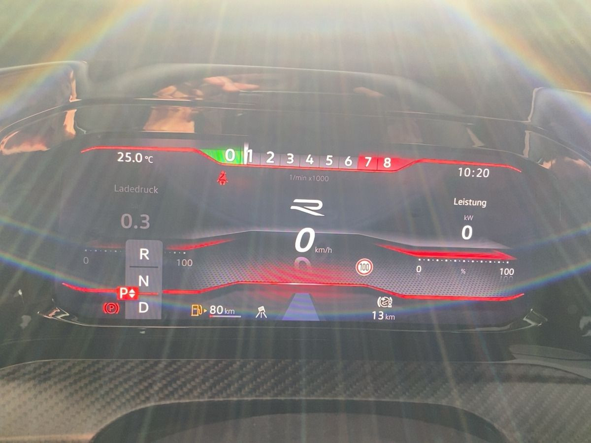Golf VIII R 2.0 TSI DSG 4M 