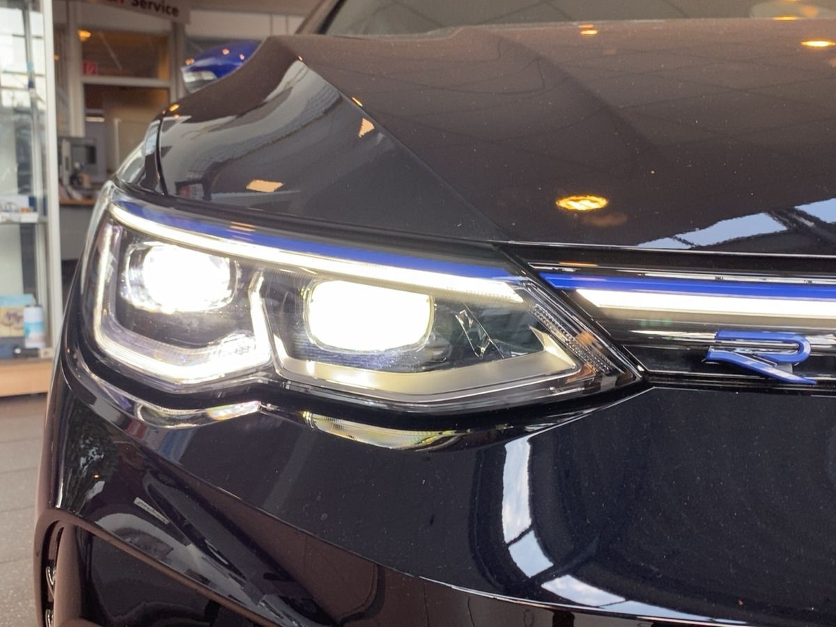 Golf VIII R 2.0 TSI DSG 4M 