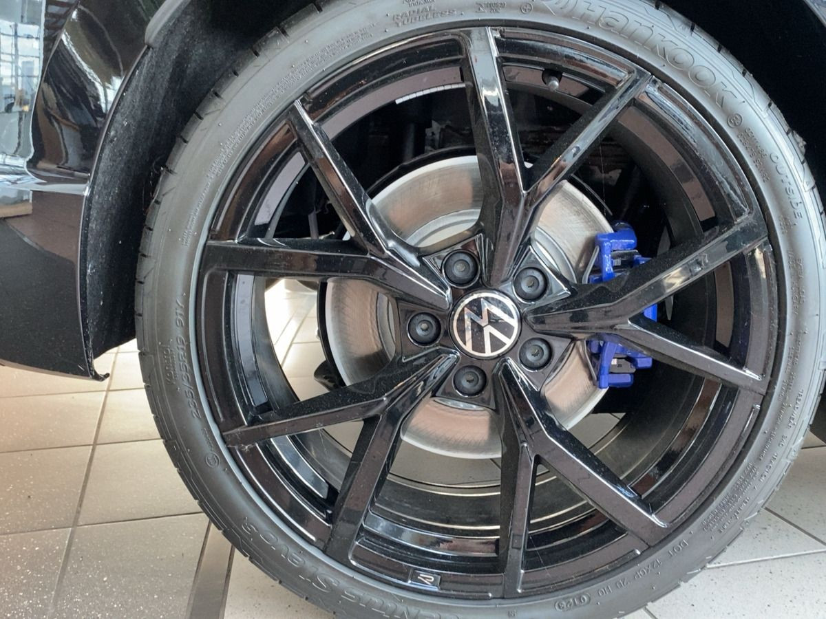 Golf VIII R 2.0 TSI DSG 4M 