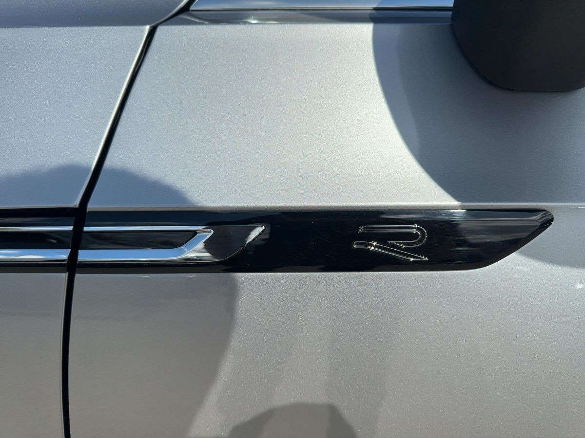 Arteon Shooting Brake 2.0 TDI DSG R-Line 4M AHK LED-Matrix Navi Park-Ass Kamera Keyless Sitzhzg