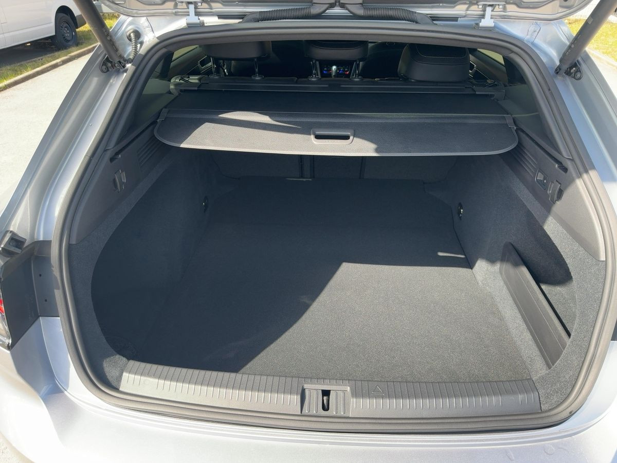 Arteon Shooting Brake 2.0 TDI DSG R-Line 4M AHK LED-Matrix Navi Park-Ass Kamera Keyless Sitzhzg