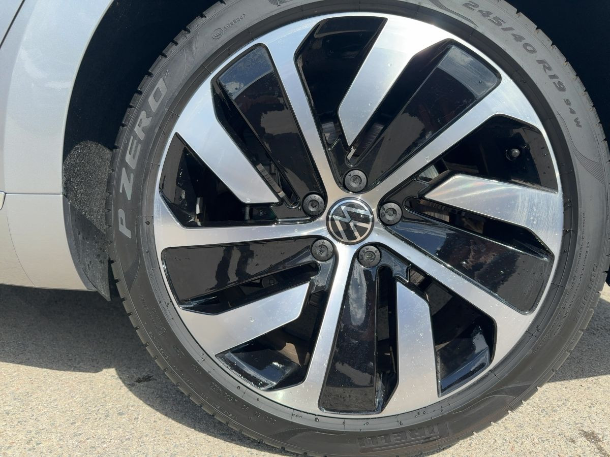 Arteon Shooting Brake 2.0 TDI DSG R-Line 4M AHK LED-Matrix Navi Park-Ass Kamera Keyless Sitzhzg