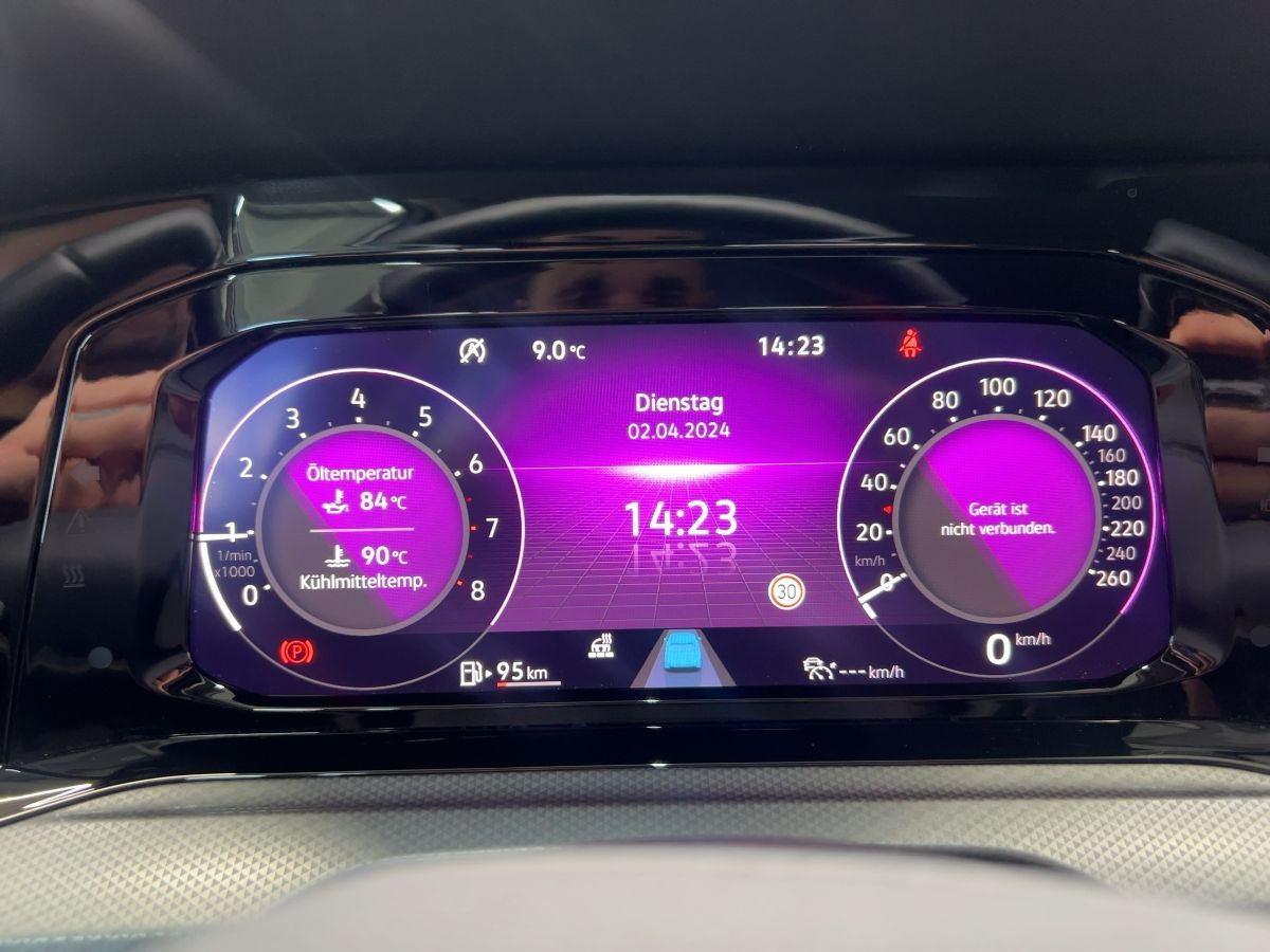 Golf VIII 1.0 TSI 