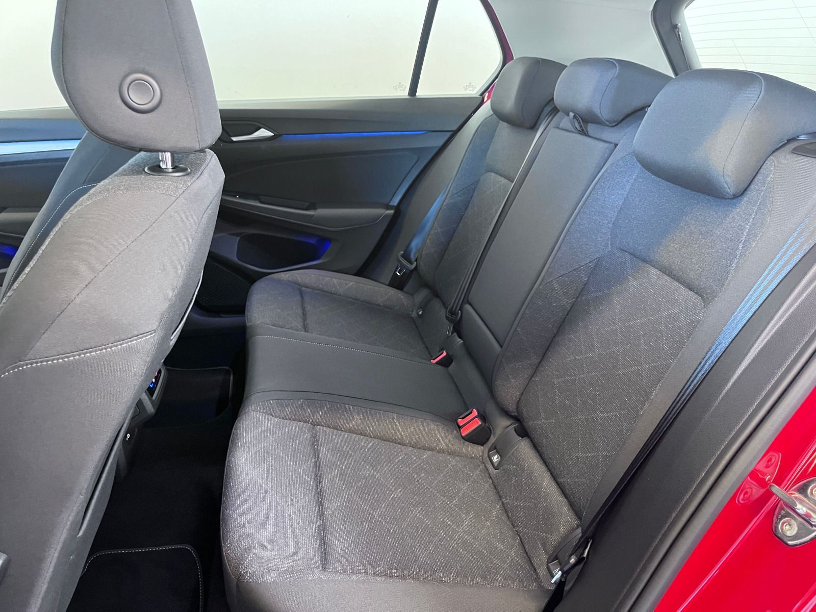 Golf VIII 1,5 TSI DSG Life ab 3,99% ACC Navi LED Keyless Side Ass. Bluet. Sitzh.