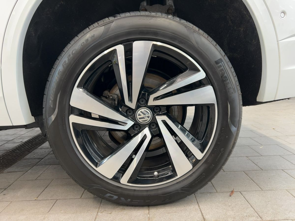 Touareg 3.0 V6 TDI DSG 4M R-Line Pano Luft LED-Matrix Leder Kamera ACC Navi