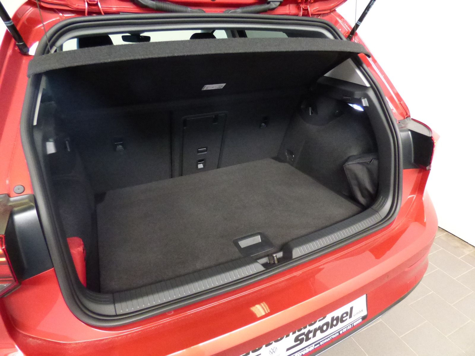 Golf VIII 1.0 TSI DSG 