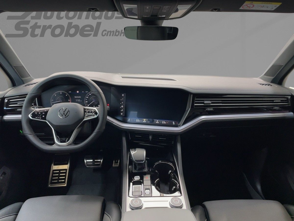 Touareg 3.0 V6 TDI DSG R-Line 4M ACC AHK Navi Leder