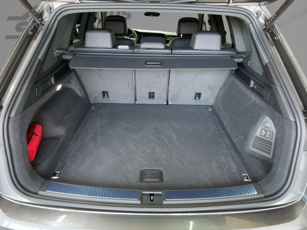 Touareg 3.0 V6 TDI DSG R-Line 4M ACC AHK Navi Leder