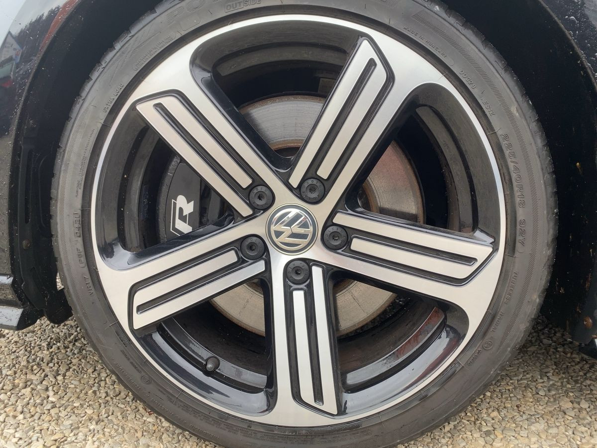 Golf VII R 2.0 TFSI 4M Navi LED Kamera Bluet. Parkp. Sitzh. Front Ass. Climatronic