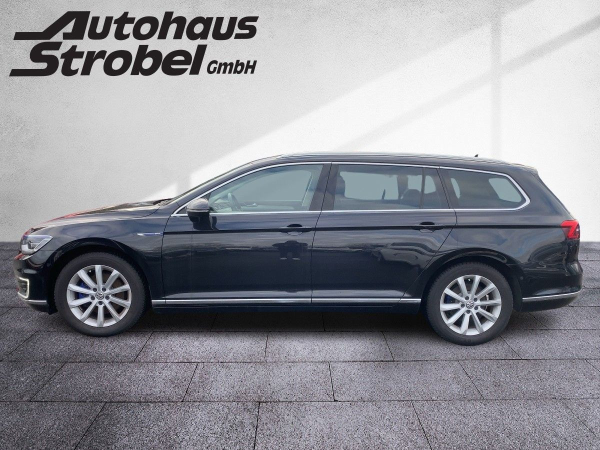 Passat Variant GTE 1.4 TSI R-Line DCC Kamera AHK Navi 