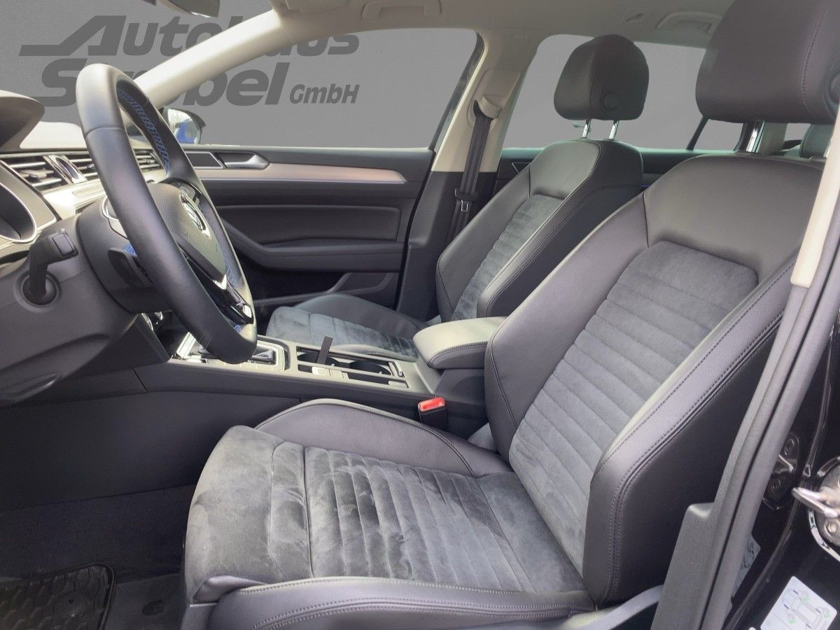 Passat Variant GTE 1.4 TSI R-Line DCC Kamera AHK Navi 