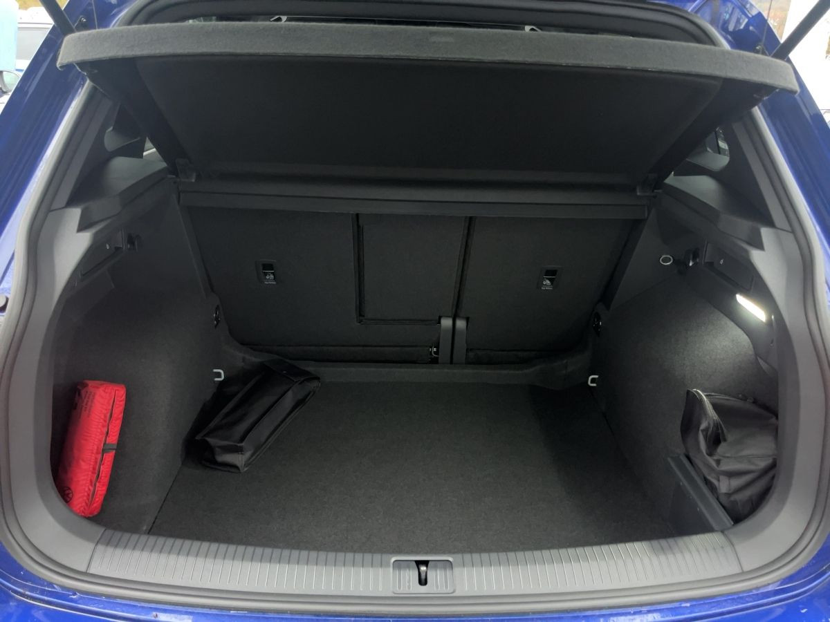 Tiguan 1.5 TSI DSG R-Line ACC AHK DCC LED Navi