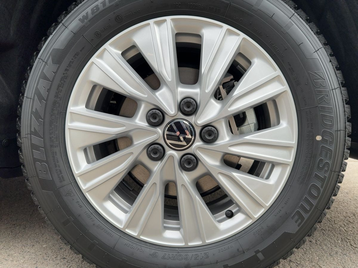 Multivan Style 2.0 TDI DSG*DEZ*AHK*NAVI*STANDH.