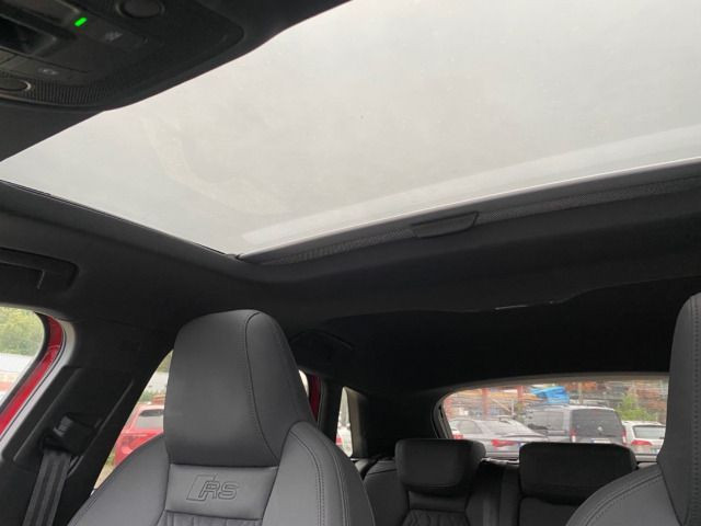 RS3 Sportback 2.5 TFSI S-Tronic Quattro LED-Matrix Navi Pano RS- Sportabgasanlage