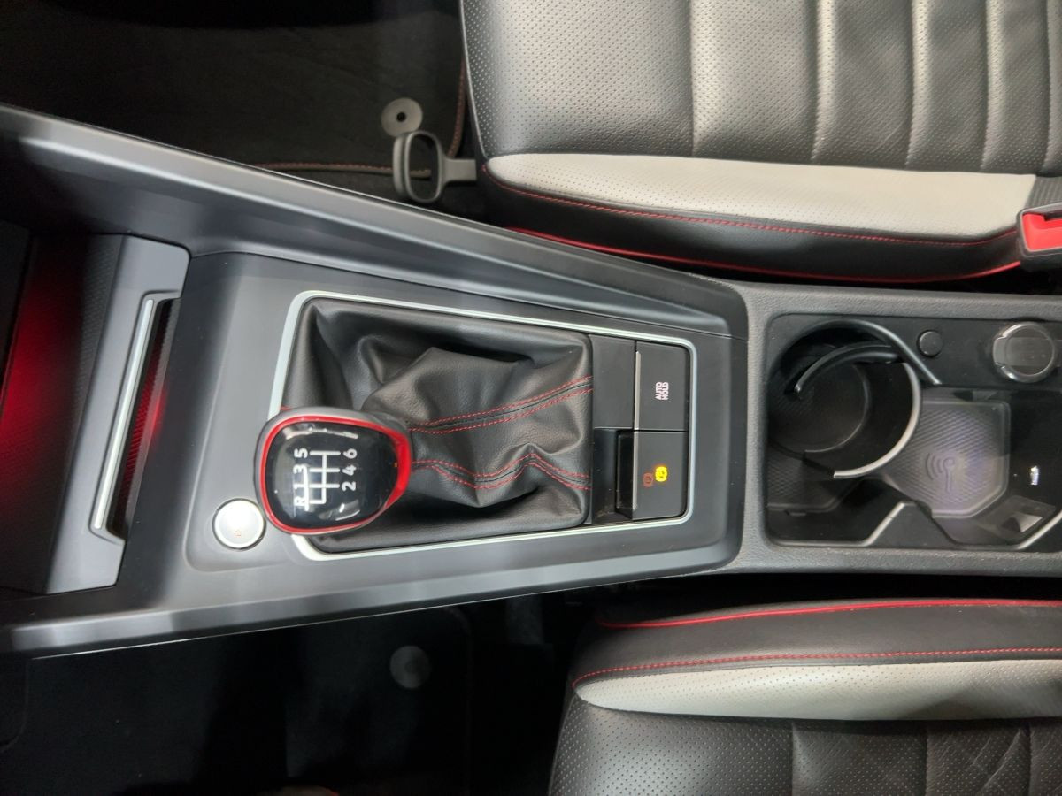 Golf VIII GTI 2.0 TSI ACC AHK DCC LED-Matrix Leder Navi Standh. 