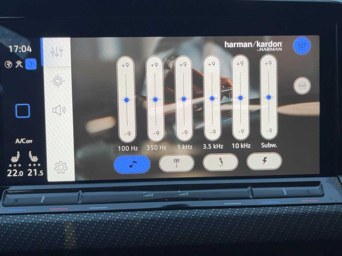 Golf VIII R 2.0 TSI DSG 4M ACC DCC LED-Matrix Kamera Navi