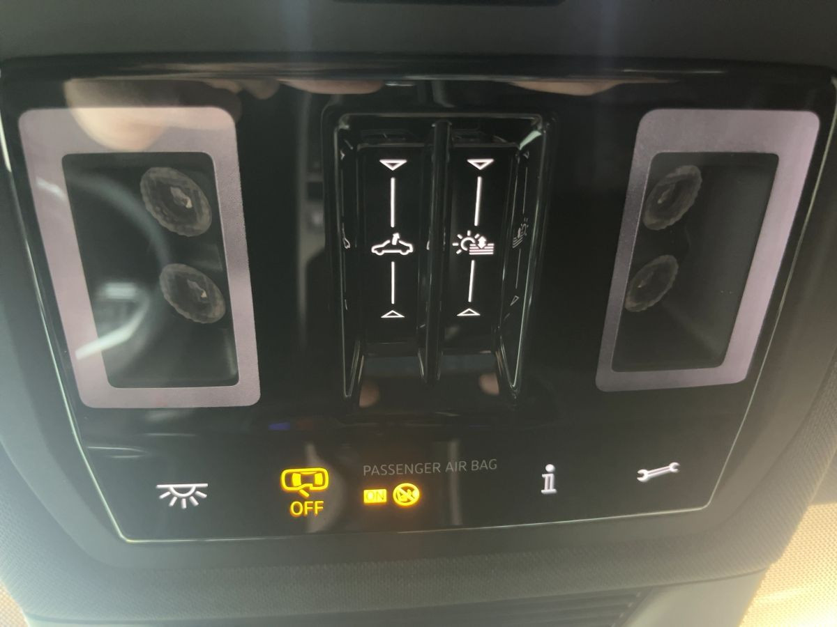 Passat R-Line 2.0 TDI DSG ACC*AHK*IQ.LIGHT