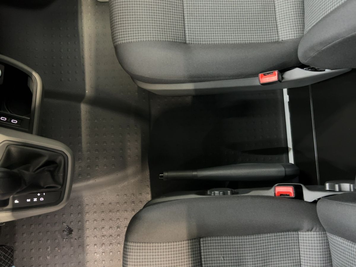 T6.1 Kasten 2,0 l TDI 110kW DSG GJR*Navi*Kamera