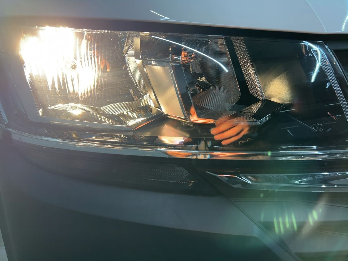 T6.1 Kasten 2,0 l TDI 110kW DSG GJR*Navi*Kamera