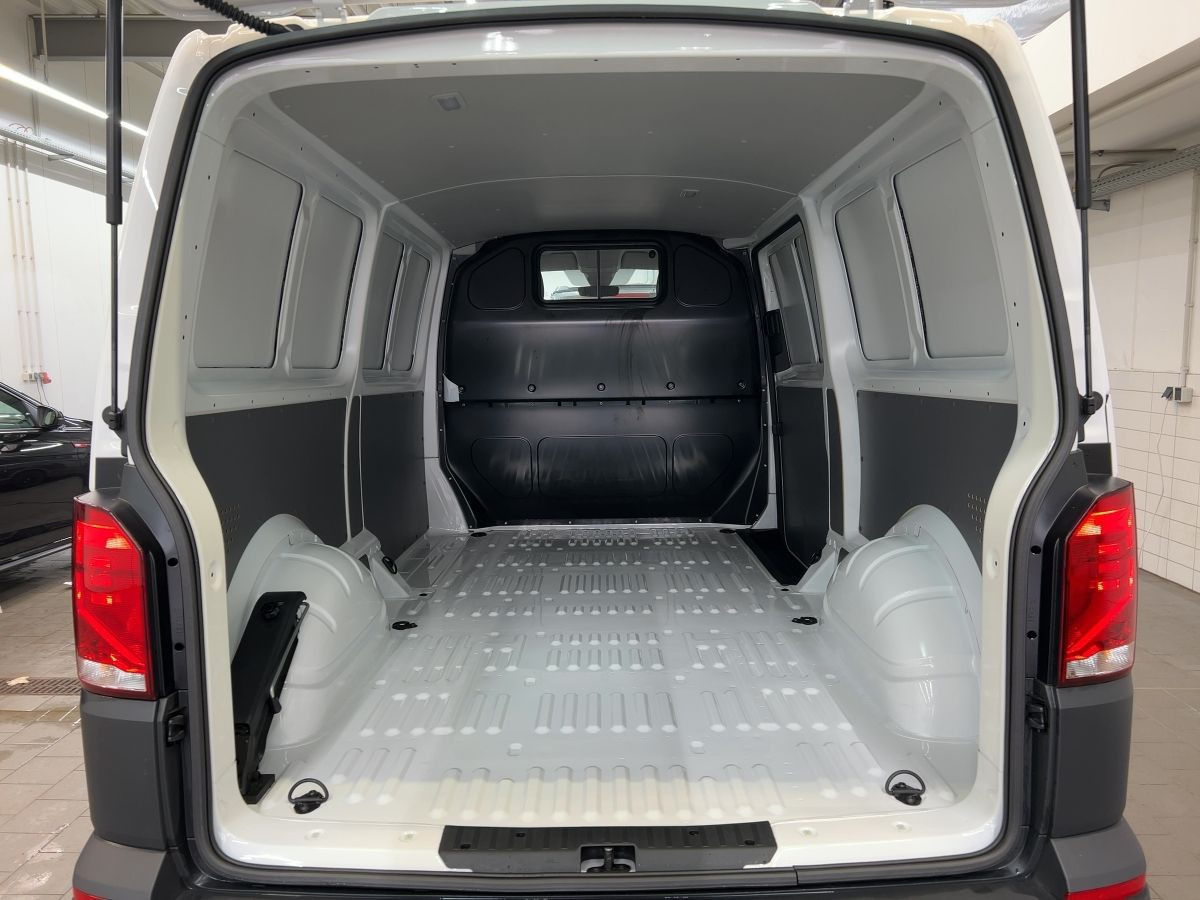 T6.1 Kasten 2,0 l TDI 110kW DSG GJR*Navi*Kamera