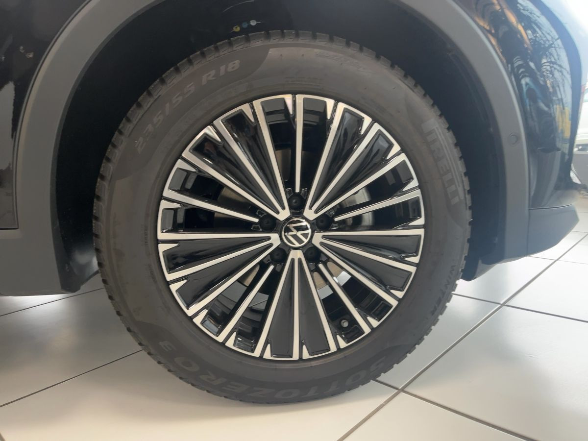 Tiguan Elegance 1.5 eTSI DSG*ACC*AHK*WR*IQ.LIGHT*