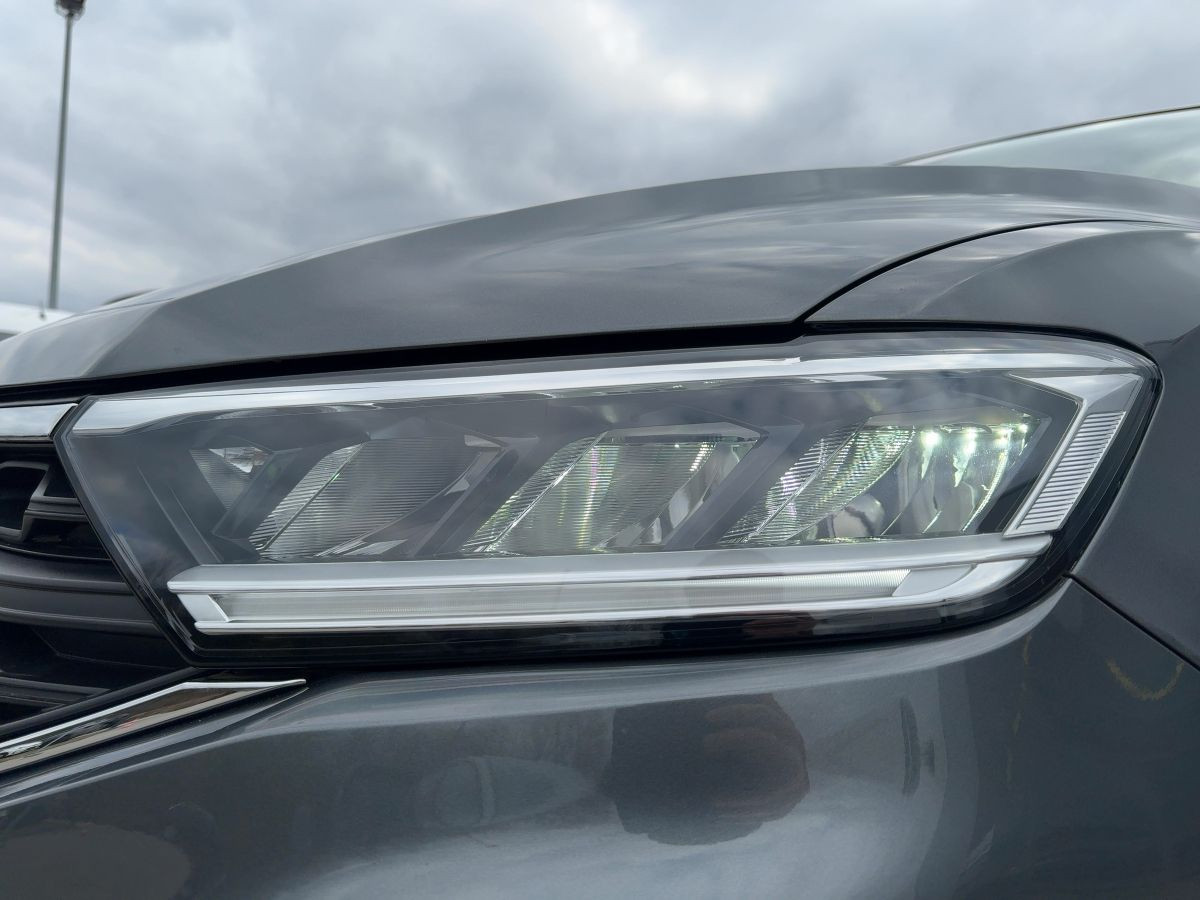 T-Roc 1.5 TSI DSG Life ab 3,99% ACC Navi LED Lane Ass. Bluet. Sitzh. Keyless