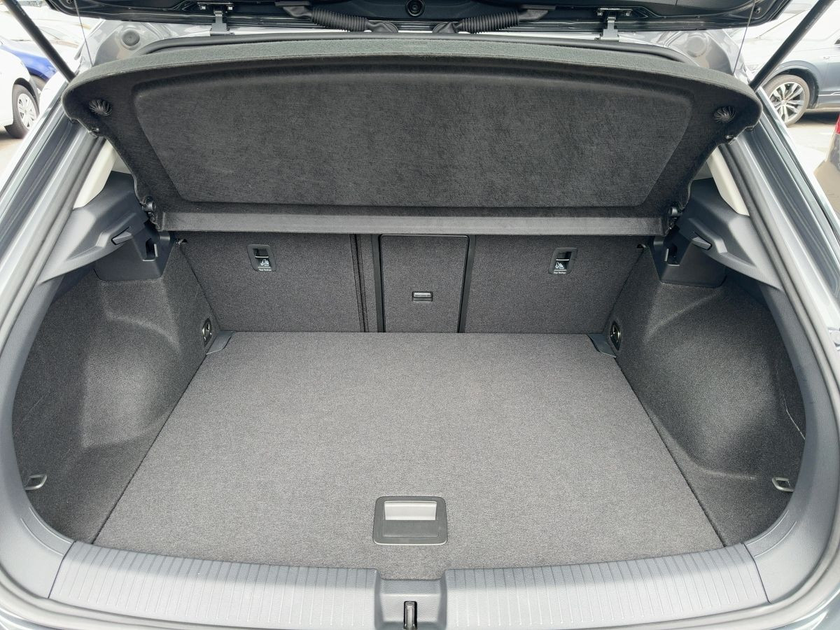 T-Roc 1.5 TSI DSG Life ab 3,99% ACC Navi LED Lane Ass. Bluet. Sitzh. Keyless