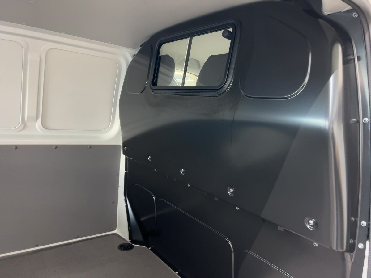 T6.1Ka*2,0TDI*81kW*5Gang*Klima* AHK*Kamera*KR