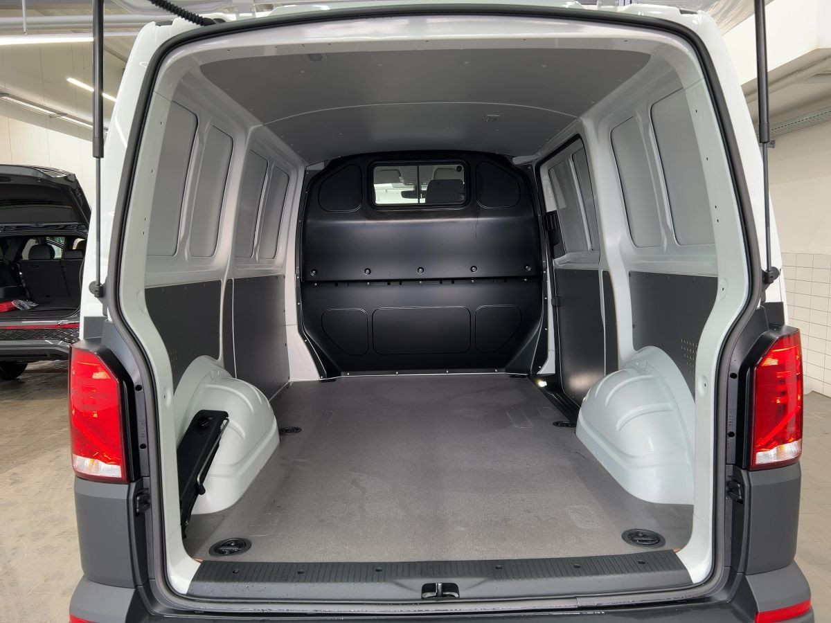 T6.1Ka*2,0TDI*81kW*5Gang*Klima* AHK*Kamera*KR