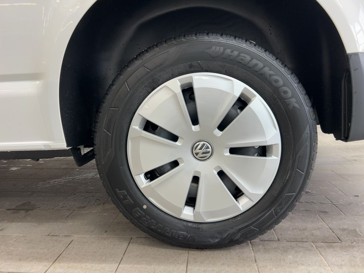 T6.1Ka*2,0TDI*81kW*5Gang*Klima* AHK*Kamera*KR