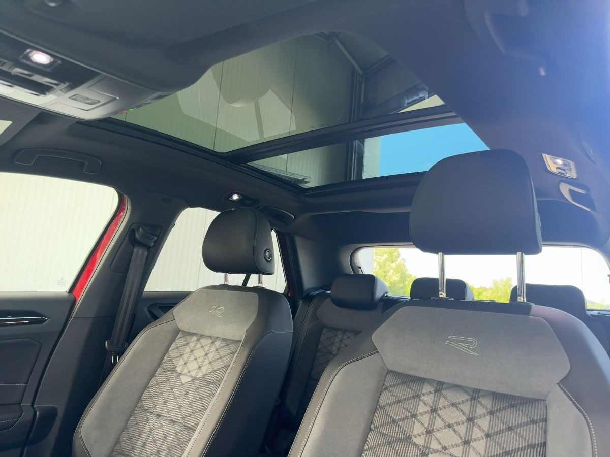T-Roc 1.5 TSI DSG R-Line ab 3,99% ACC LED-Matrix Navi Pano Lane-Ass Bluet.