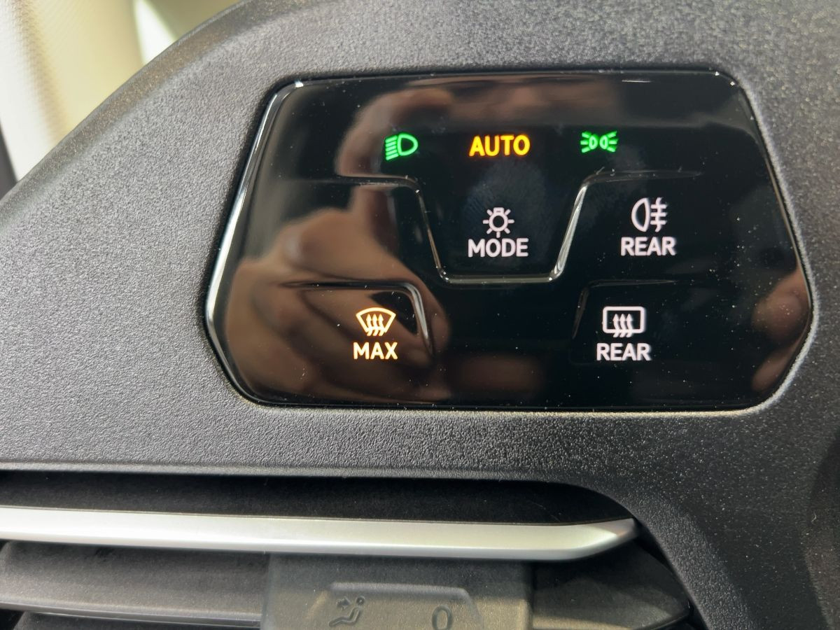 Caddy Life 2,0 l TDI 90 kW DSG AHK*LED*KR*WR