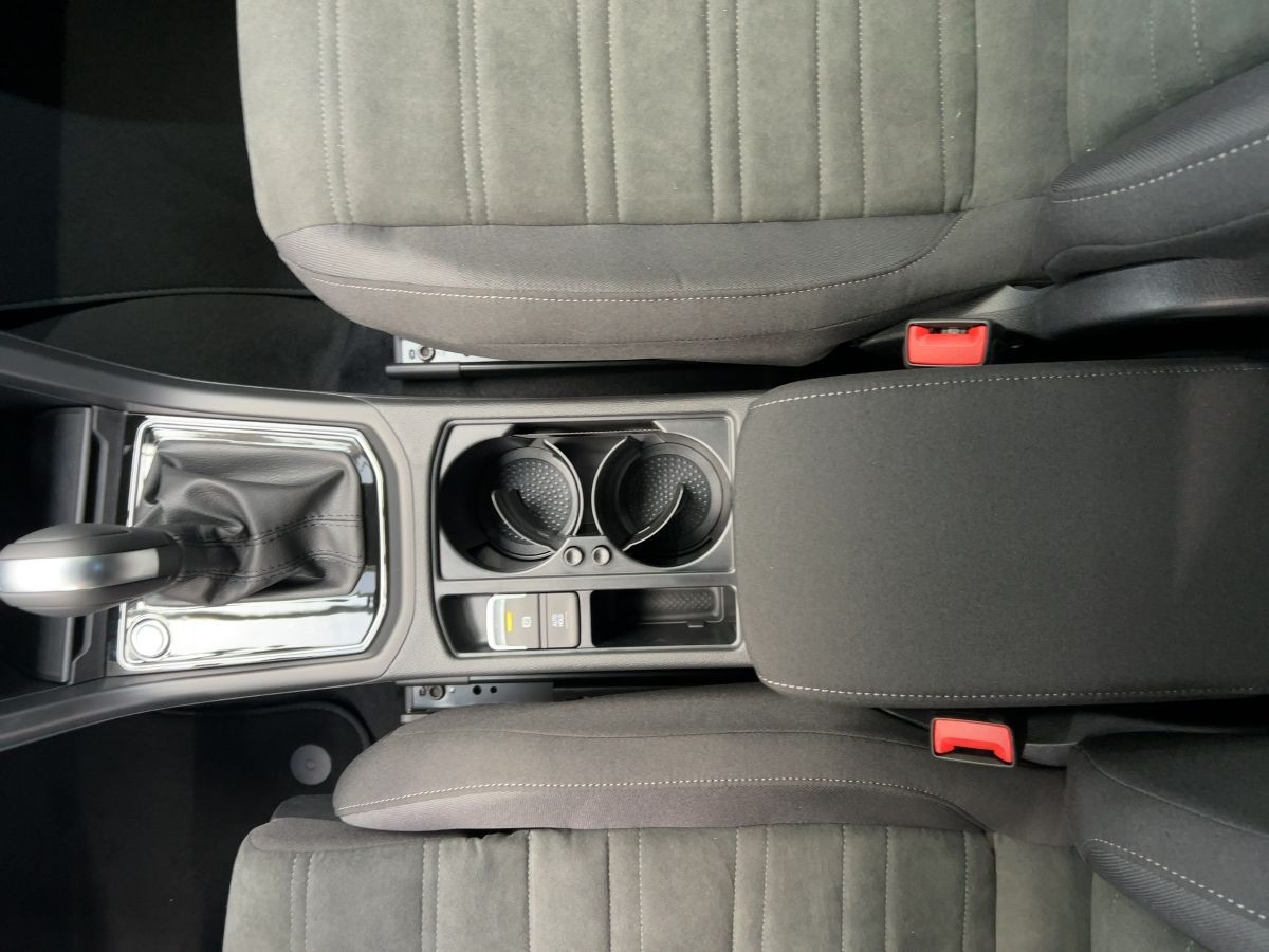 Touran Highline 1,5 l TSI 110 kW DSG*AHK*Navi*WR
