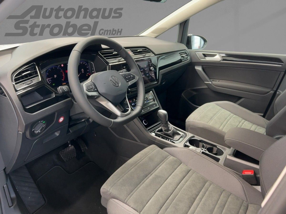 Touran Highline 1,5 l TSI 110 kW DSG*AHK*Navi*WR