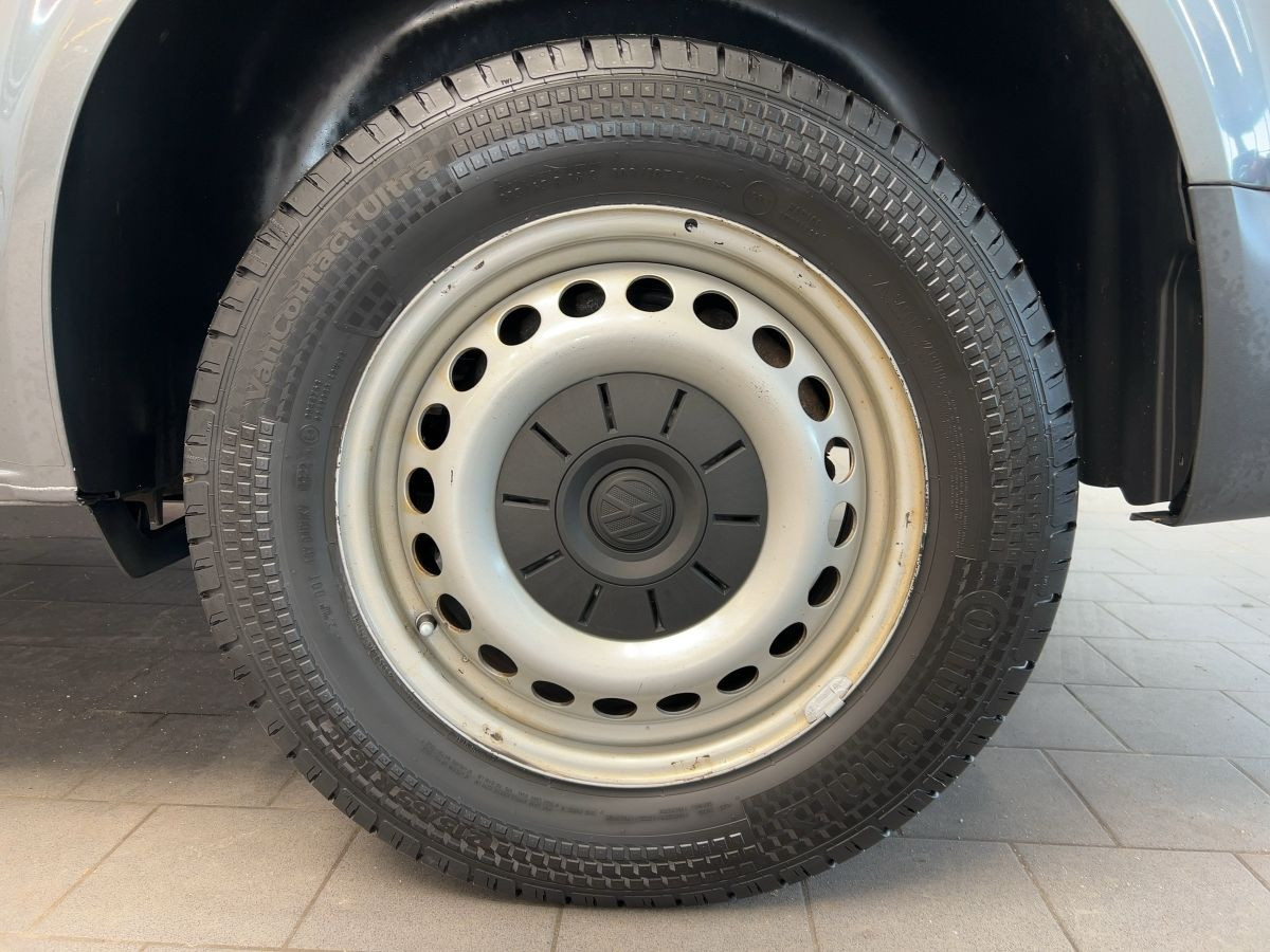 T6.1 Kombi T6.1 2.0 TDI DSG 4M 8-Sitze ACC LED Navi Parkp. Lane Ass. Klima Sitzh.