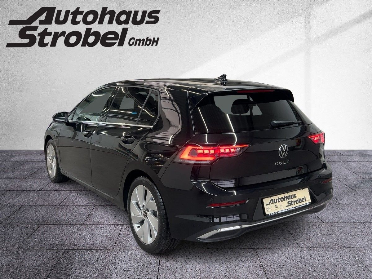 Golf Style 2,0 l TDI 110kW DSG Navi*Kamera*WR