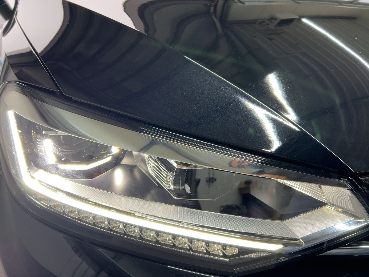 Touran R-Line 1,5 TSI DSG AHK*Kamera*LED*Navi*WR