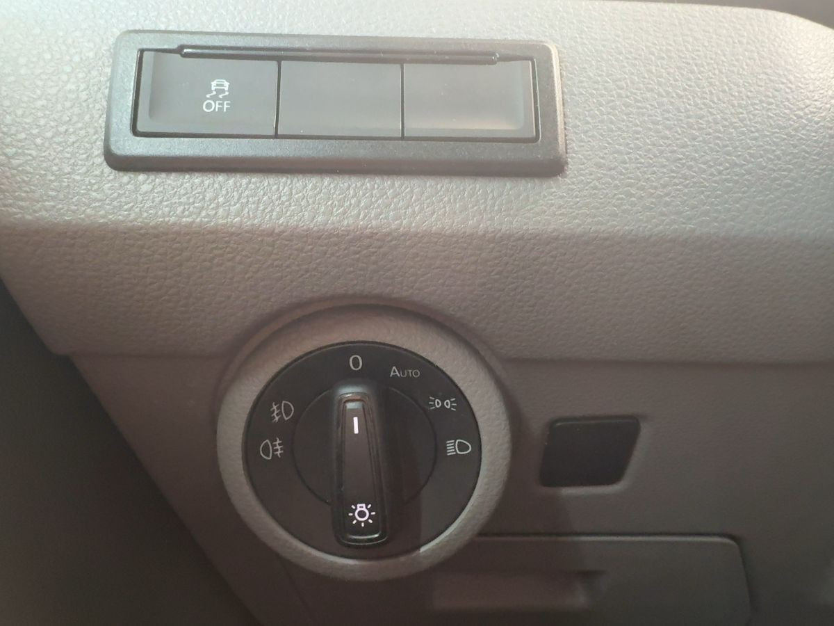 T6.1 Kombi T6.1 2.0 TDI DSG 4M 7-Sitze ACC Navi LED Kamera Parkp. Lane Ass. Klima