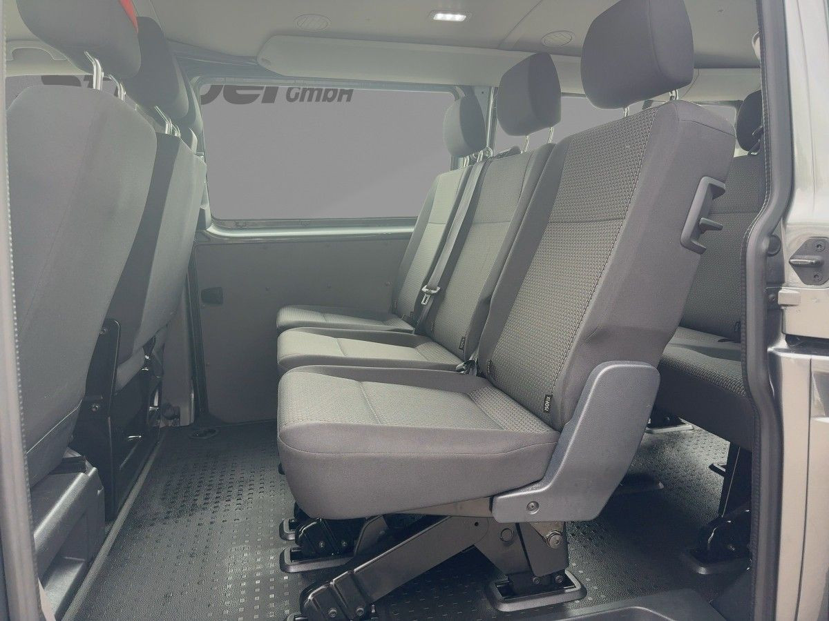 Transporter Kombi T6.1 2.0 TDI 8-Sitze ACC Navi LED Parkp. Lane Ass. Bluet. Klima Sitzh.