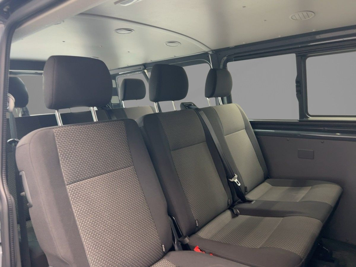 T6.1 Kombi T6.1 2.0 TDI 4M 9-Sitze Navi Parkp. Bluet. Klima Sitzh. DAB+