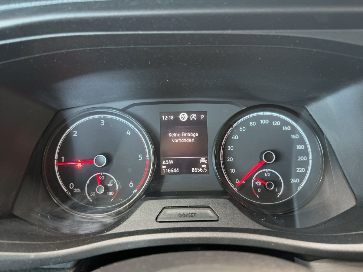 T6.1 Kombi T6.1 2.0 TDI DSG 4M 8-Sitzer ACC Navi LED Parkp. Lane Ass. Klima Sitzh.