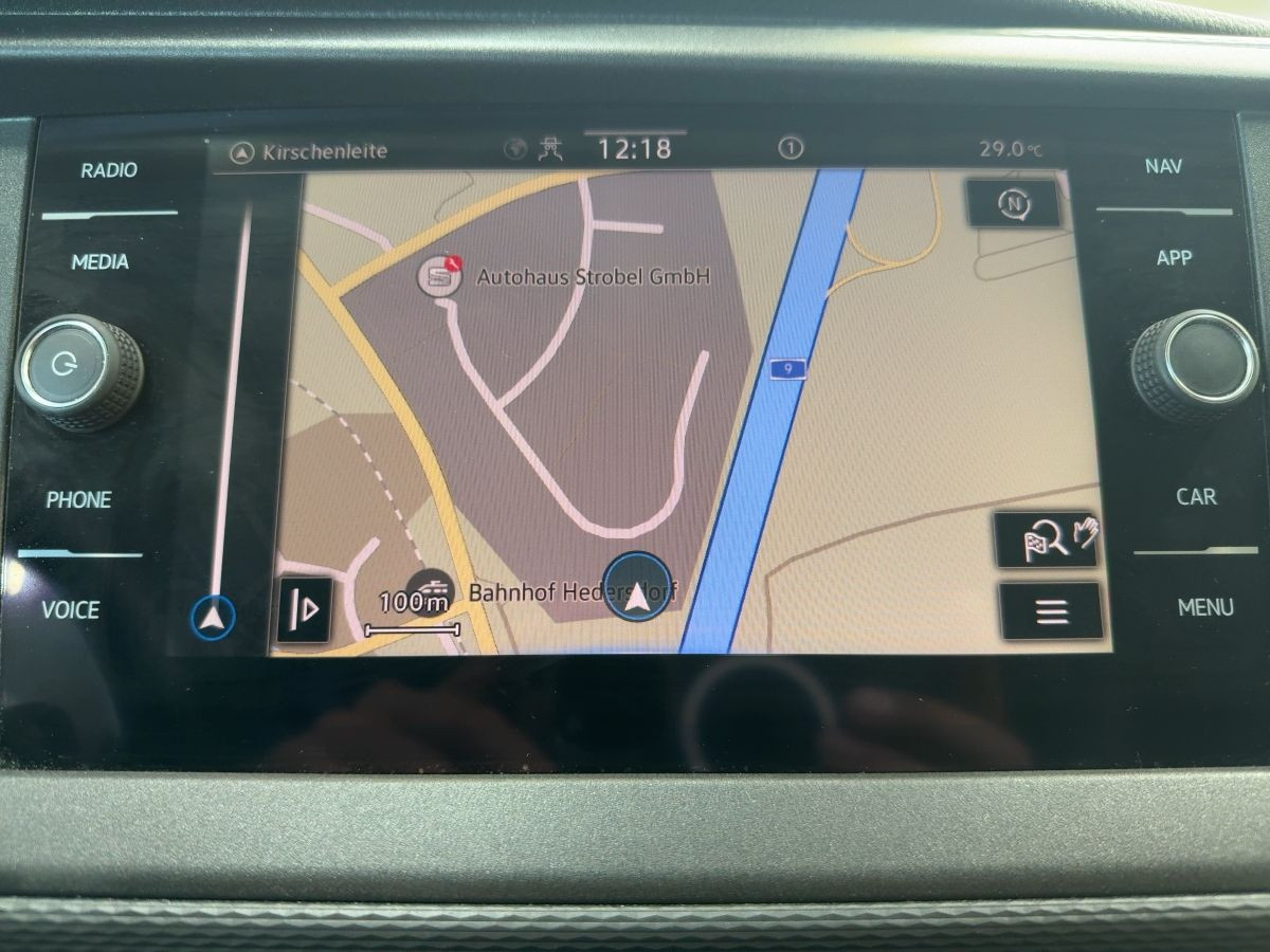 T6.1 Kombi T6.1 2.0 TDI DSG 4M 8-Sitzer ACC Navi LED Parkp. Lane Ass. Klima Sitzh.