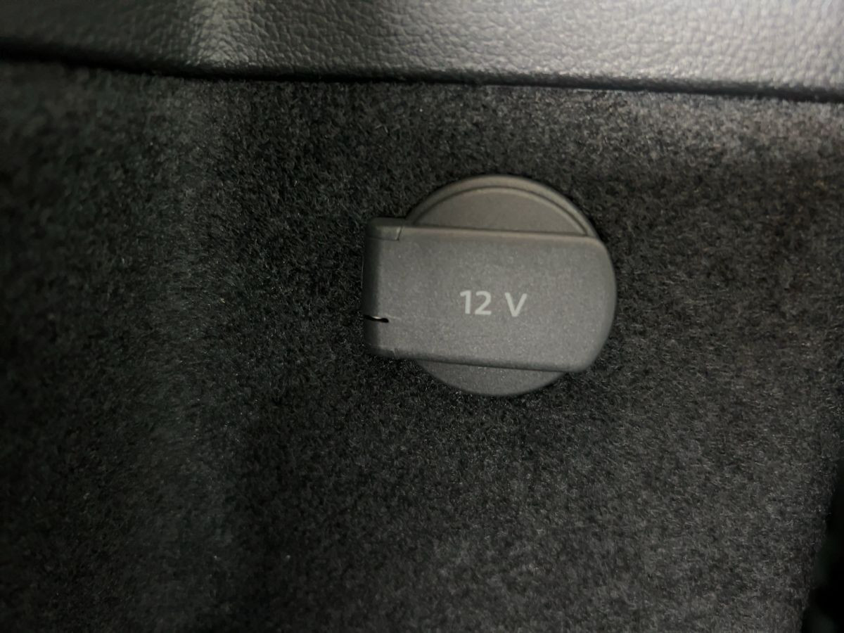 Touran Highline 1,5 l TSI DSG 7-Sitzer*AHK*Navi