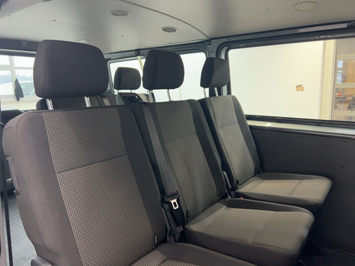 Transporter Kombi T6.1 2.0 TDI 4M LR 8-Sitze ACC LED Navi Kamera Sitzhzg Lane-Ass