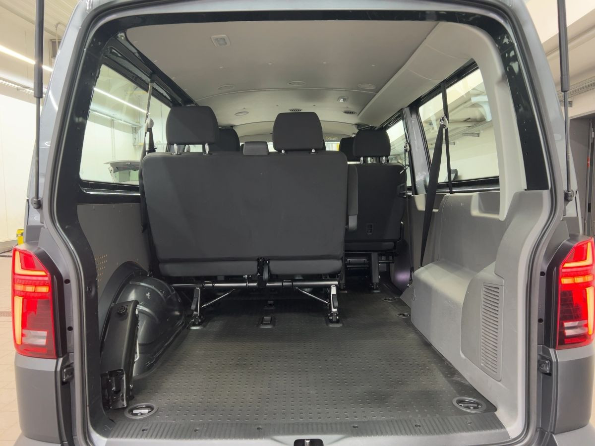 Transporter Kombi T6.1 2.0 TDI 4M LR 8-Sitze ACC LED Navi Kamera Sitzhzg Lane-Ass