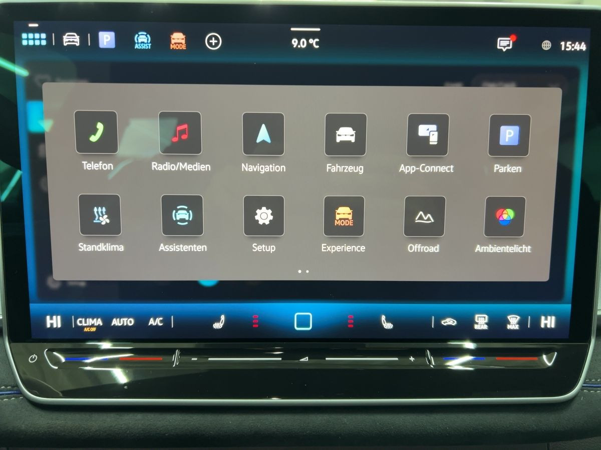 Tayron R-Line 2,0 TDI 142 kW DSG 4M*AHK*Pano*WR