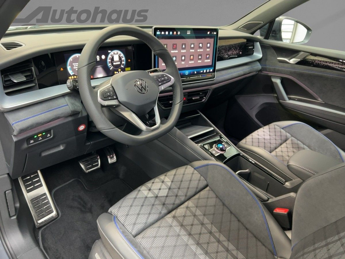 Tayron R-Line 2,0 TDI 142 kW DSG 4M*AHK*Pano*WR