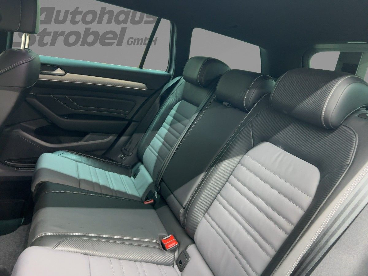 Passat Variant 2.0 TDI DSG Elegance R-Line 1,99% ACC AHK Leder Navi LED-Matrix Standh.