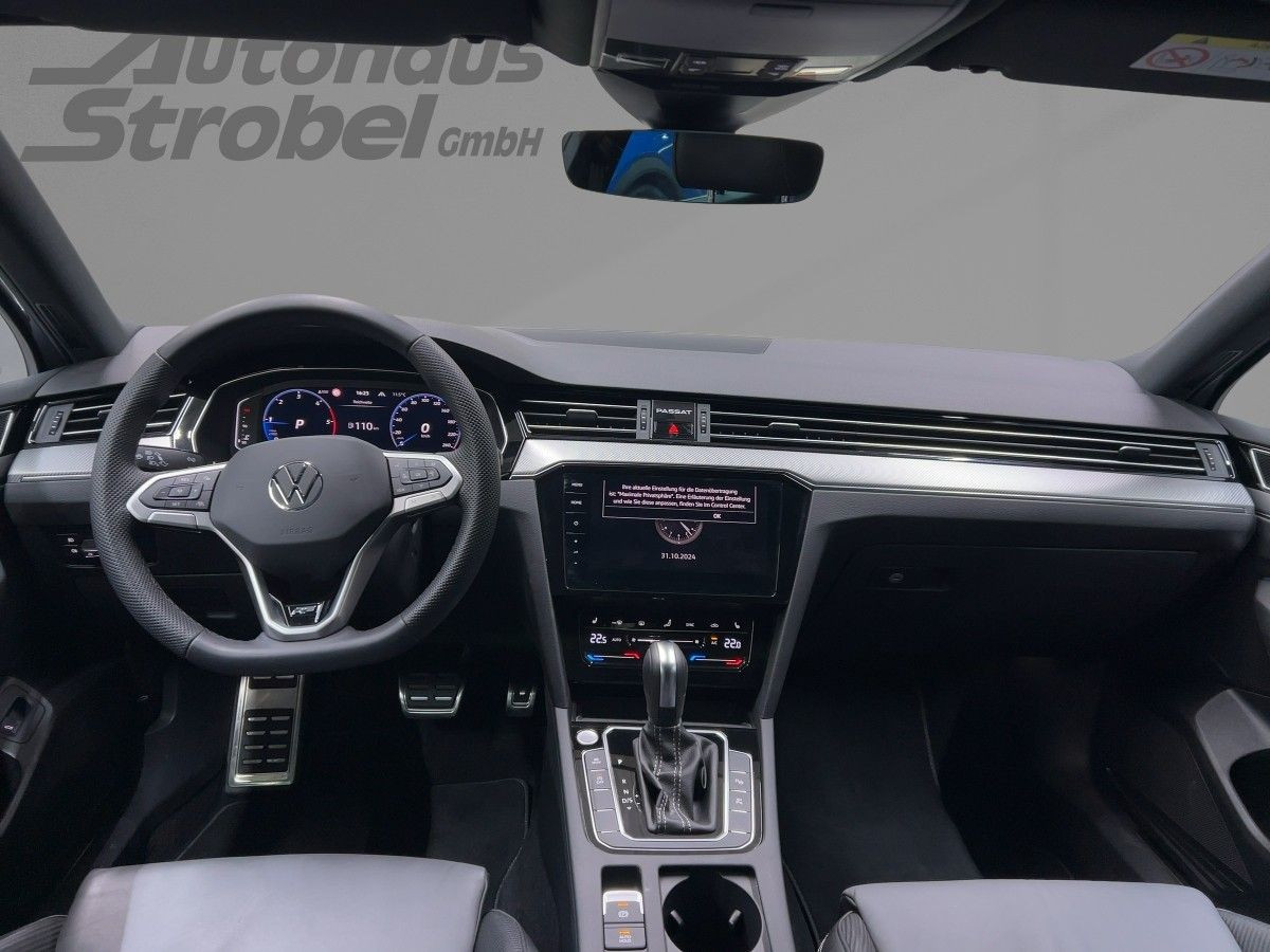 Passat Variant 2.0 TDI DSG Elegance R-Line 1,99% ACC AHK Leder Navi LED-Matrix Standh.