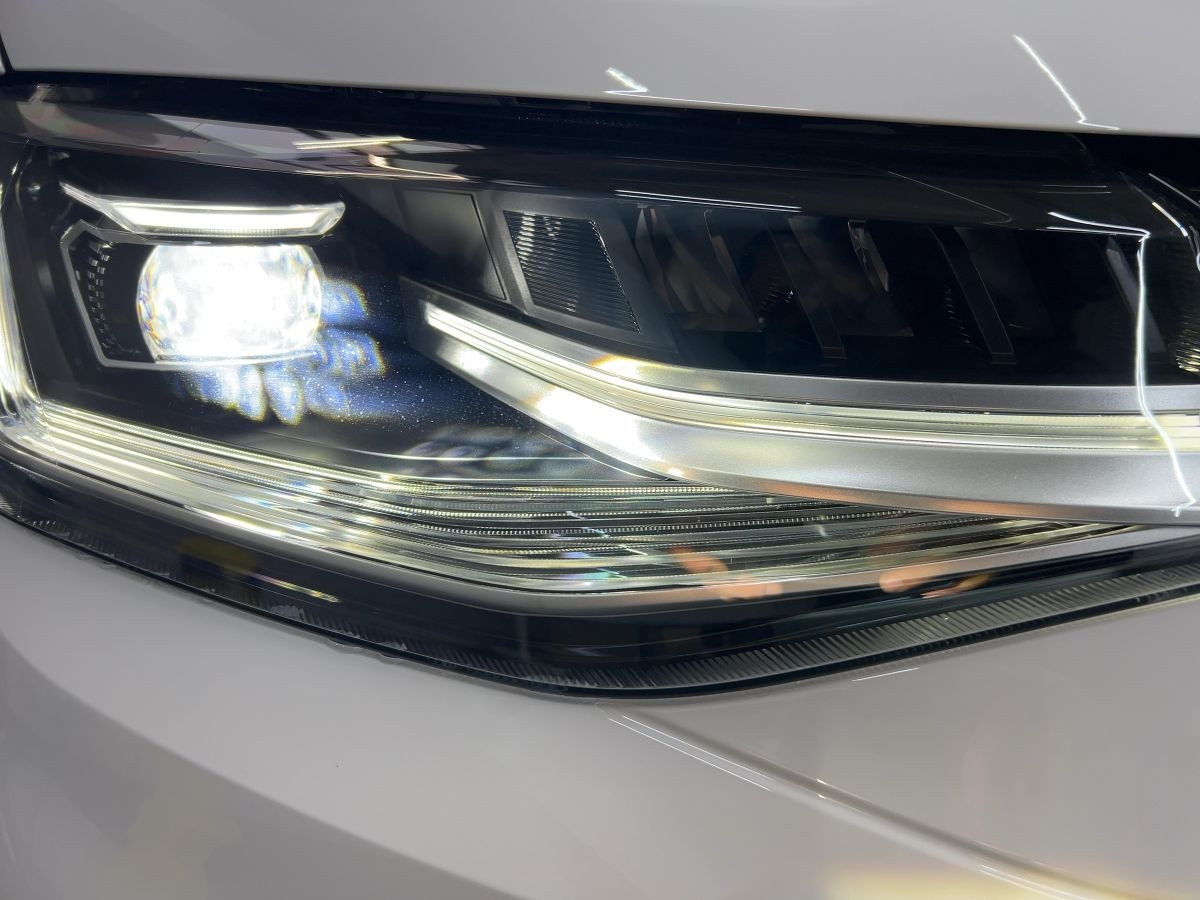 Caddy Maxi 1,5 l TSI 85 kW DSG Rear View*LED*LR
